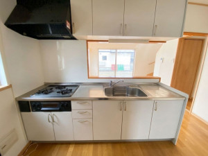 天童市東芳賀３丁目、中古一戸建てのキッチン画像です