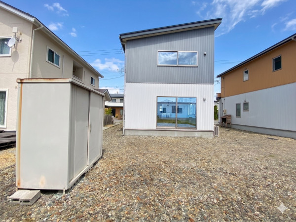 天童市東芳賀３丁目、中古一戸建ての外観画像です