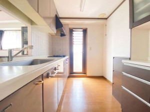 山形市南二番町、中古マンションのキッチン画像です