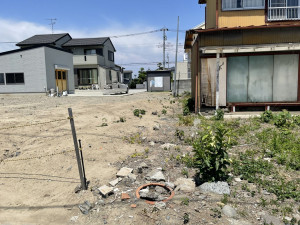 熊谷市上之、土地の前面道路を含む現地写真画像です