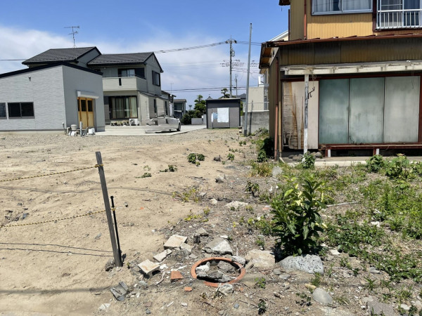 熊谷市上之、土地の前面道路を含む現地写真画像です