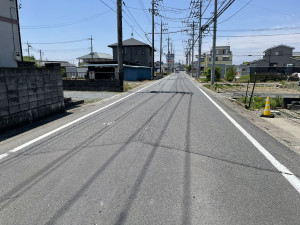 熊谷市上之、土地の前面道路を含む現地写真画像です