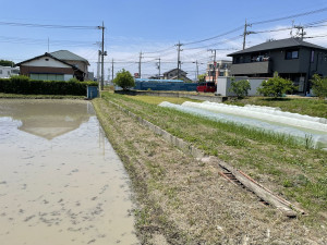 熊谷市上之、土地の前面道路を含む現地写真画像です