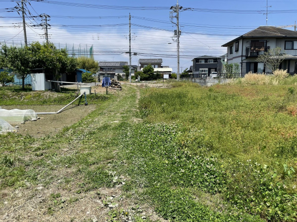 熊谷市上之、土地の前面道路を含む現地写真画像です