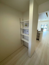 熊谷市末広、新築一戸建ての収納画像です