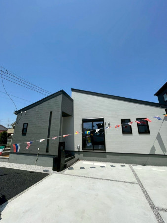 熊谷市末広、新築一戸建ての外観画像です