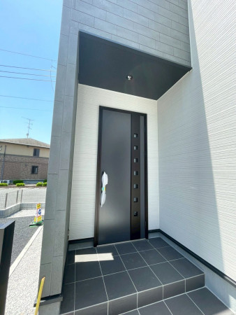 熊谷市末広、新築一戸建ての外観画像です