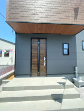 熊谷市末広、新築一戸建ての外観画像です