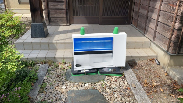 熊谷市石原、中古一戸建ての玄関画像です