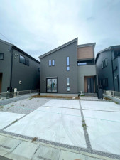 熊谷市万平町、新築一戸建ての外観画像です