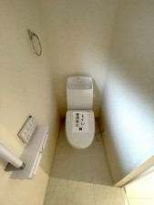 熊谷市万平町、新築一戸建てのトイレ画像です