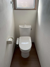 熊谷市久下、新築一戸建てのトイレ画像です