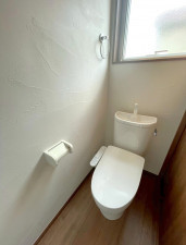 熊谷市久下、新築一戸建てのトイレ画像です