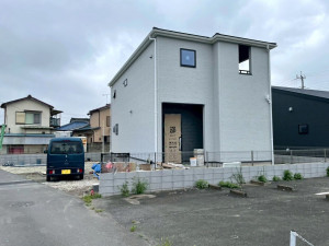 熊谷市拾六間、新築一戸建ての外観画像です