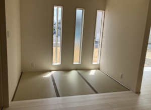 深谷市稲荷町北、新築一戸建ての居間画像です