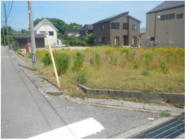 かほく市宇気、土地の画像です