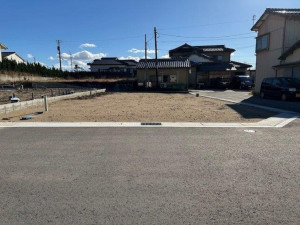 かほく市白尾、土地の画像です