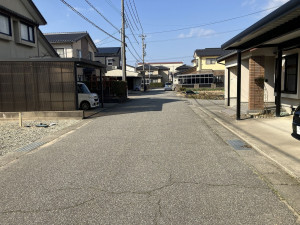 河北郡津幡町字中須加、土地の画像です
