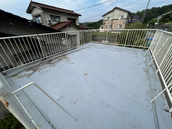 河北郡津幡町字津幡、中古一戸建てのバルコニー画像です