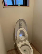 羽咋市大町、中古一戸建てのトイレ画像です