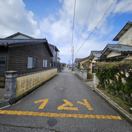 羽咋郡宝達志水町、中古一戸建ての画像です