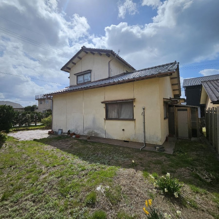 羽咋郡宝達志水町、中古一戸建ての画像です