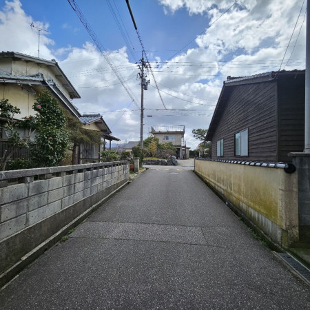 羽咋郡宝達志水町、中古一戸建ての画像です