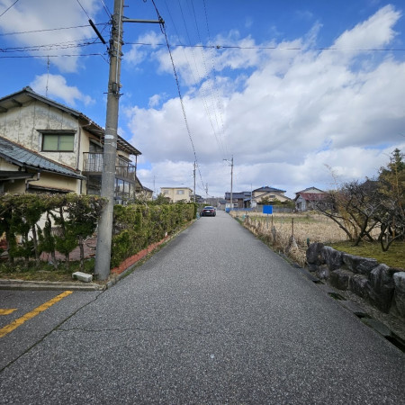 羽咋郡宝達志水町、中古一戸建ての画像です