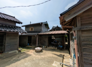 羽咋市柴垣町、中古一戸建ての画像です