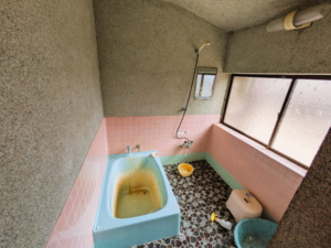 羽咋市柴垣町、中古一戸建ての風呂画像です