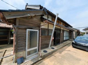 羽咋市柴垣町、中古一戸建ての外観画像です