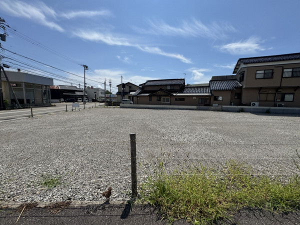 羽咋市中央町、土地の画像です