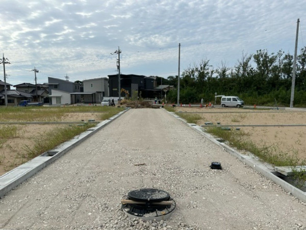 かほく市白尾、土地の画像です