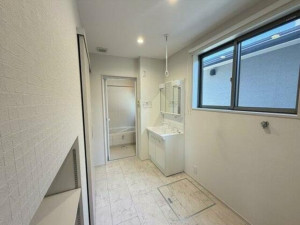 河北郡津幡町字潟端、中古一戸建ての画像です