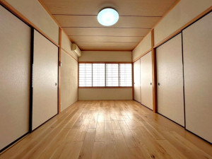 金沢市野町、中古一戸建ての居間画像です