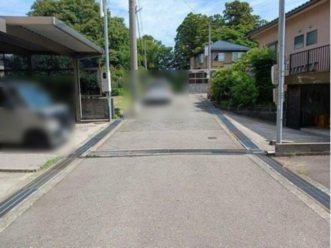金沢市十一屋町、土地の前面道路を含む現地写真画像です