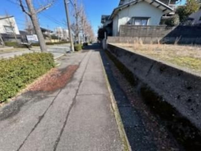 金沢市長坂台、土地の画像です