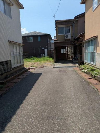 金沢市泉、土地の画像です