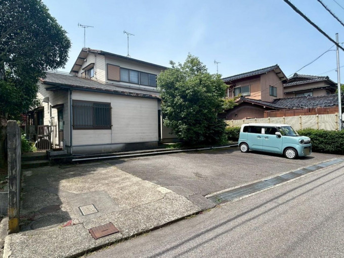 金沢市天神町、中古一戸建ての画像です