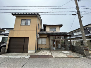 金沢市西金沢、土地の画像です
