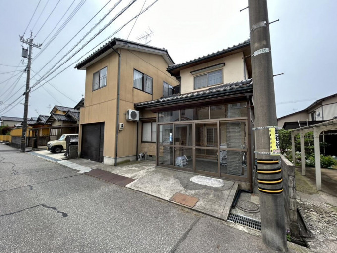 金沢市西金沢、土地の画像です