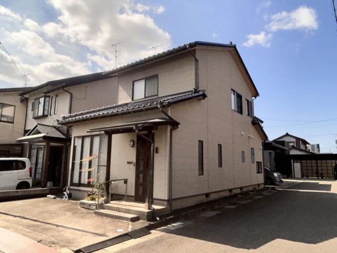 金沢市、中古一戸建ての画像です