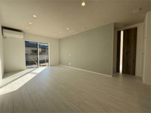 高崎市上中居町、中古一戸建ての画像です