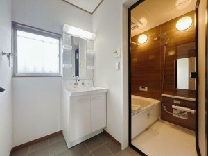 高崎市下豊岡町、中古一戸建ての画像です