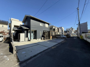 高崎市成田町、中古一戸建ての画像です