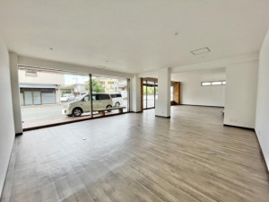 高崎市八千代町、収益物件/マンションの画像です