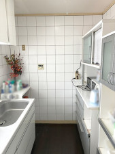 高崎市八千代町、収益物件/店舗付住宅の画像です