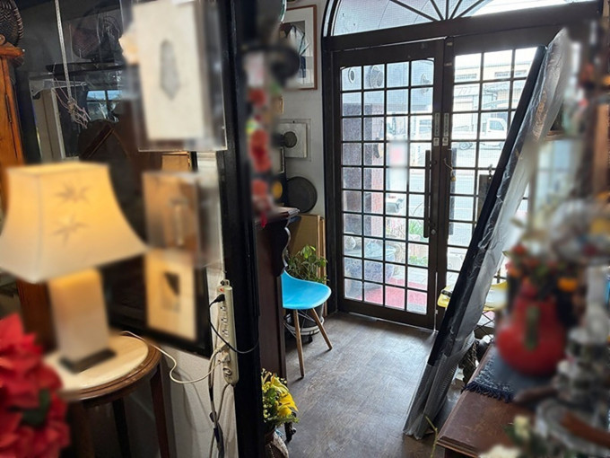 高崎市八千代町、収益物件/店舗付住宅の画像です
