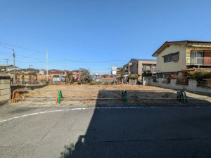 高崎市上中居町、土地の画像です
