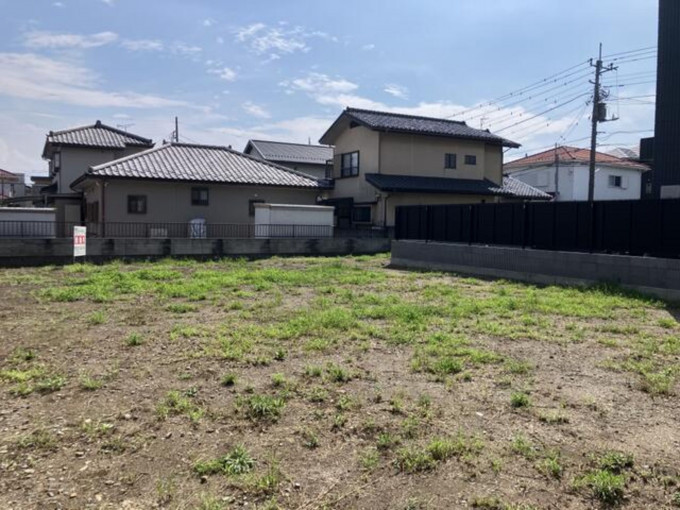 高崎市上中居町、土地の画像です